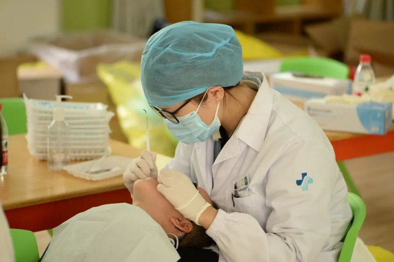 浙大口腔开展学龄前儿童口腔局...